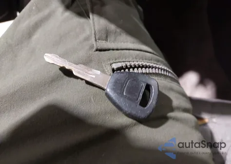 2002 Honda Accord 2.3 Se from USA, damaged, VIN 1HGCG56792A094629